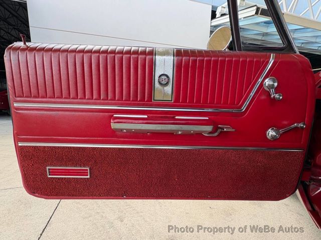 1965 Chevrolet Impala  - 23046455 - 23