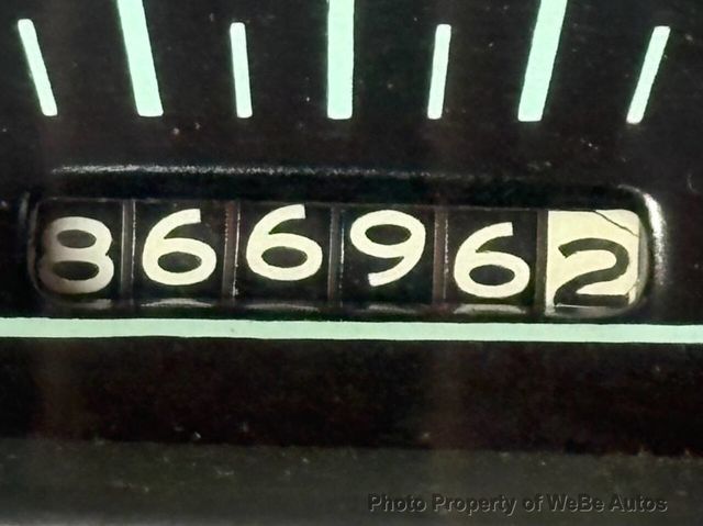 1965 Chevrolet Impala  - 23046455 - 38