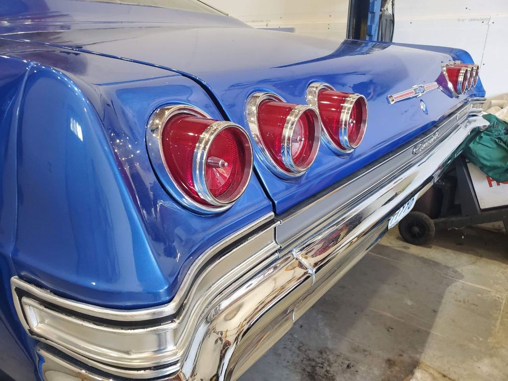 1965 Chevrolet Impala SS w/ 502 Crate Motor  - 20175503 - 7