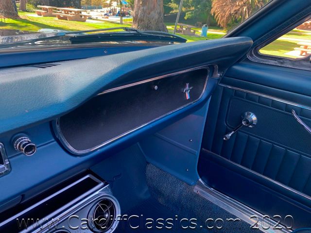 1965 Ford Mustang  - 19258413 - 21