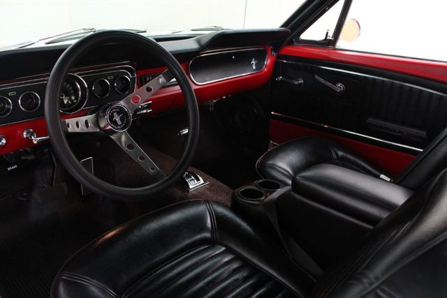 1965 Ford Mustang  - 20927073 - 4