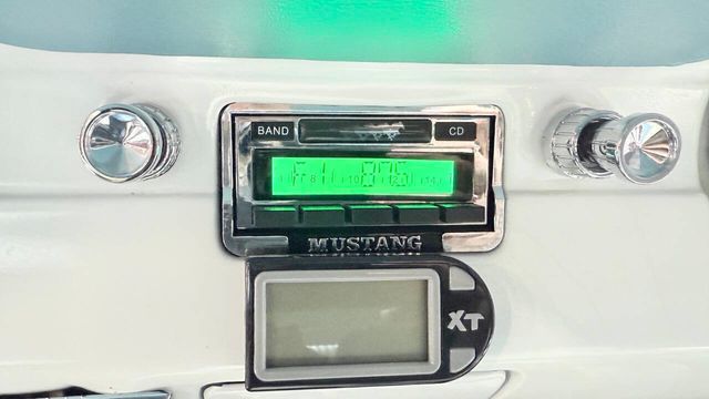 1965 Ford Mustang 302cid - AUTO - AIR CONDITIONING - MUST SEE - - 22951169 - 99