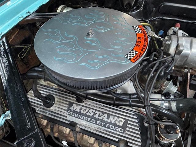 1965 Ford Mustang 302cid - AUTO - AIR CONDITIONING - MUST SEE - - 22951169 - 69