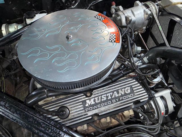 1965 Ford Mustang 302cid - AUTO - AIR CONDITIONING - MUST SEE - - 22951169 - 71