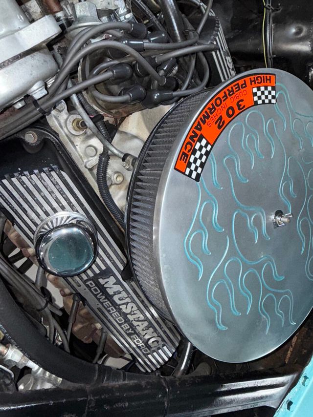 1965 Ford Mustang 302cid - AUTO - AIR CONDITIONING - MUST SEE - - 22951169 - 74