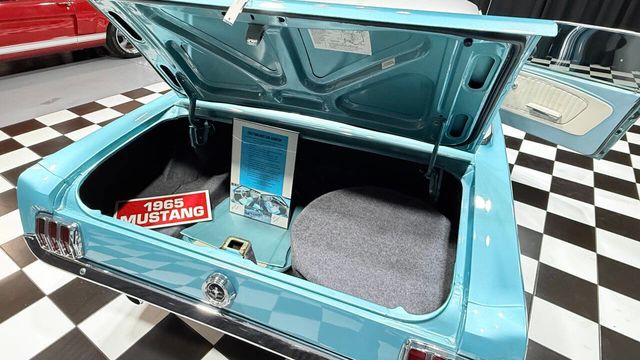 1965 Ford Mustang 302cid - AUTO - AIR CONDITIONING - MUST SEE - - 22951169 - 7