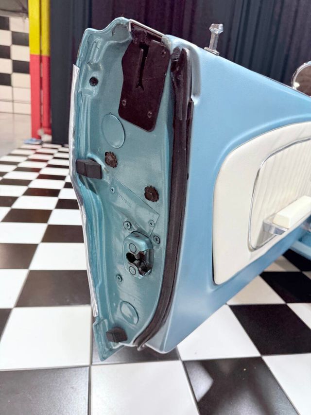 1965 Ford Mustang 302cid - AUTO - AIR CONDITIONING - MUST SEE - - 22951169 - 98