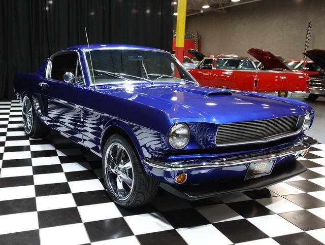 1965 Ford Mustang RESTORED - 347 - 5 Speed - 23056679 - 25