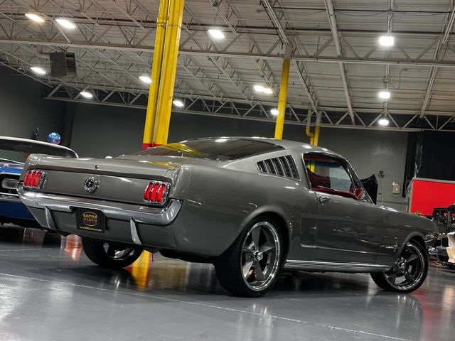 1965 Ford Mustang THIS FASTBACK RESTORED PONY SHOW PAINT JOB - 22766228 - 10