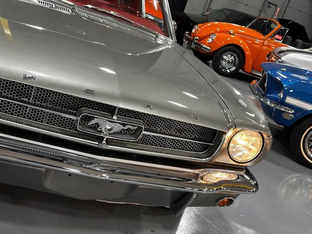 1965 Ford Mustang THIS FASTBACK RESTORED PONY SHOW PAINT JOB - 22766228 - 25
