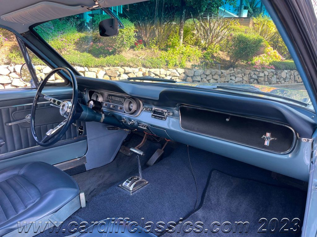 1965 Ford Mustang V8 Fastback  - 21961938 - 11