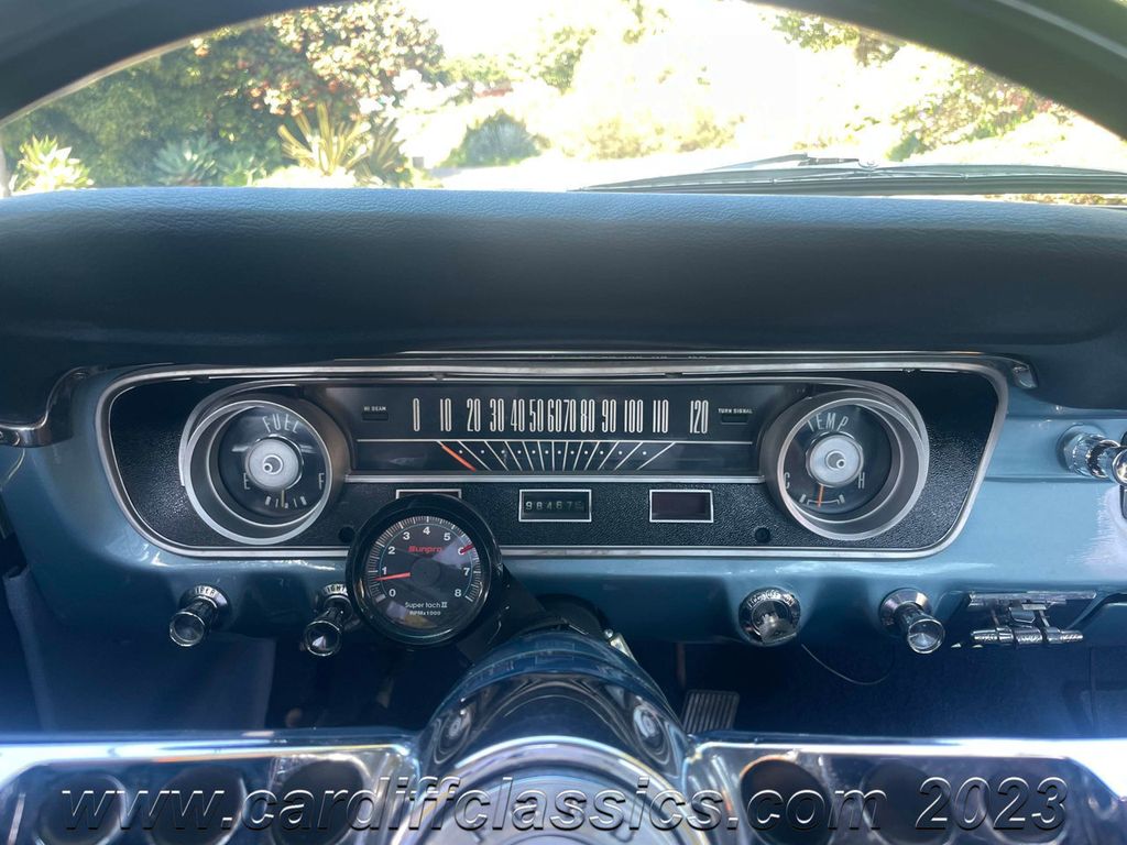 1965 Ford Mustang V8 Fastback  - 21961938 - 14