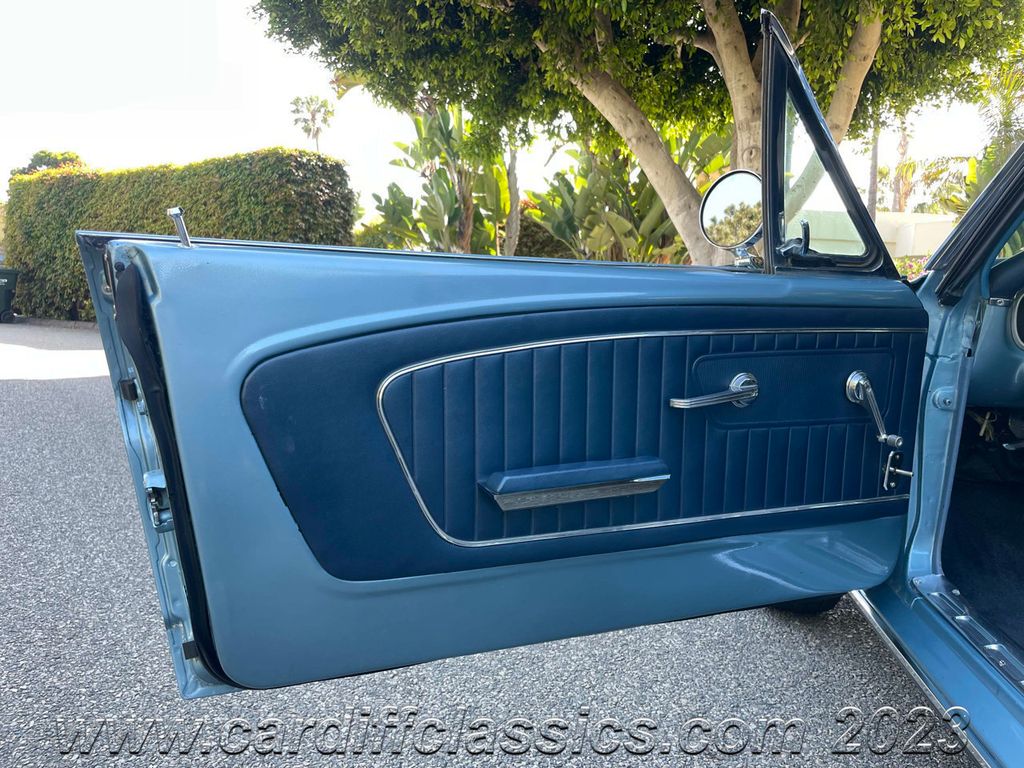 1965 Ford Mustang V8 Fastback  - 21961938 - 24