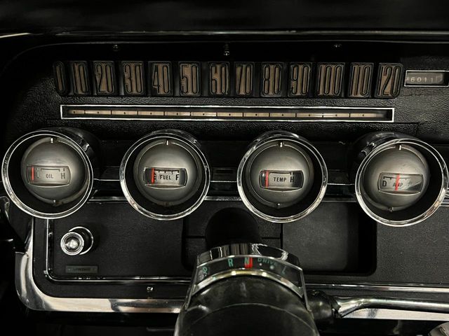 1965 Ford ThunderBird  - 22130061 - 50