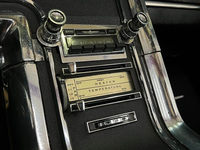 1965 Ford ThunderBird  - 22130061 - 52