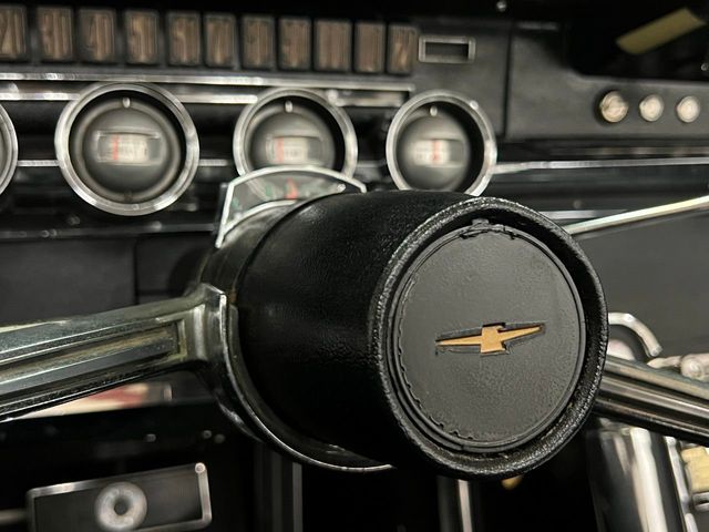 1965 Ford ThunderBird  - 22130061 - 54