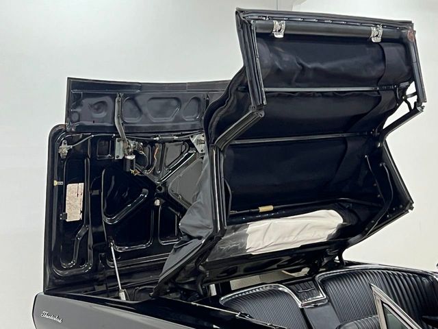 1965 Ford ThunderBird  - 22130061 - 75