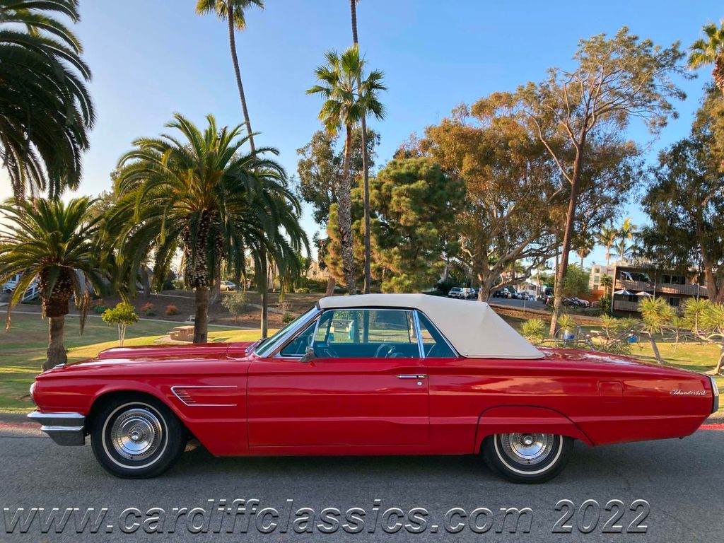 1965 Ford Thunderbird  - 21074089 - 14