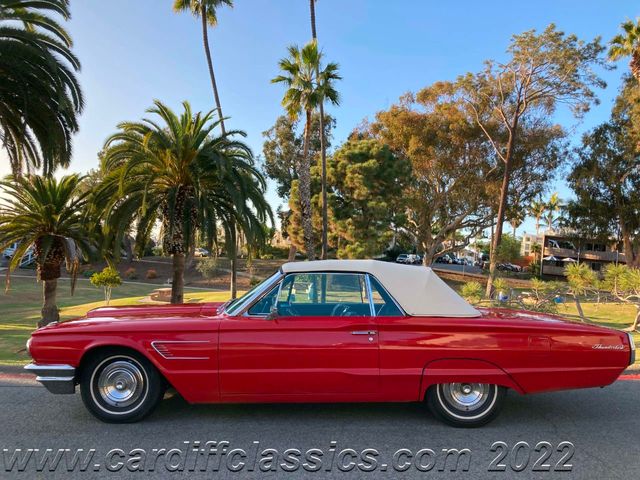 1965 Ford Thunderbird  - 21074089 - 14