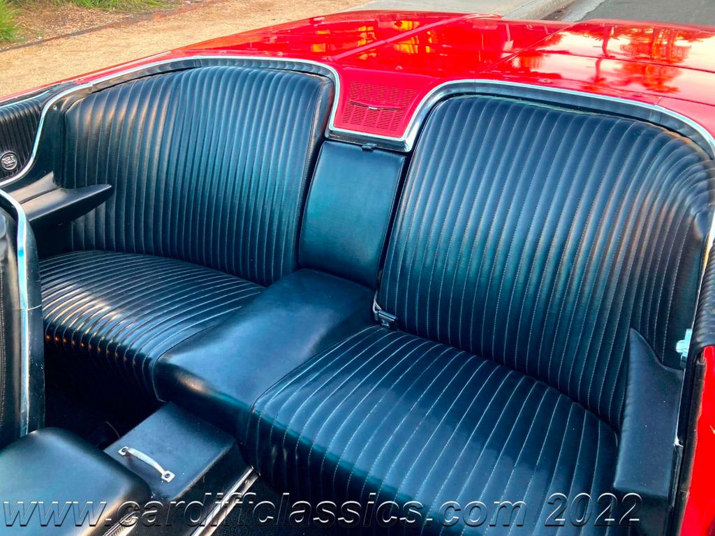 1965 Ford Thunderbird  - 21074089 - 17