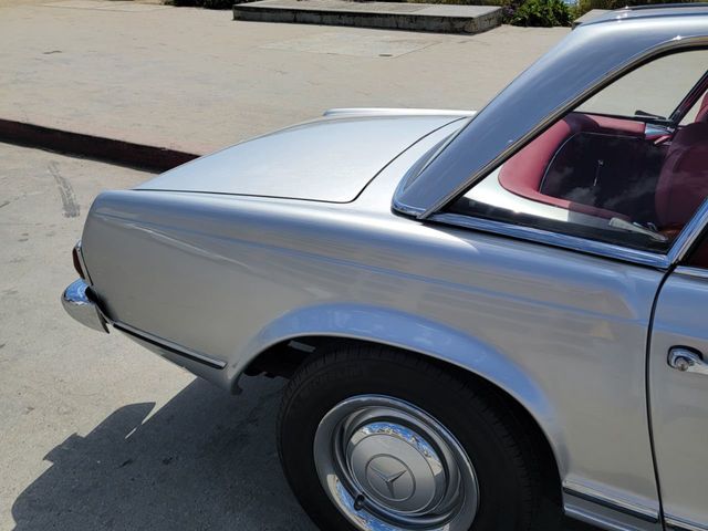 1965 Mercedes-Benz 230SL 1965 MERCEDES BENZ 230 SL ROADSTER CALIFORNIA CAR SINCE NEW! - 21456945 - 2