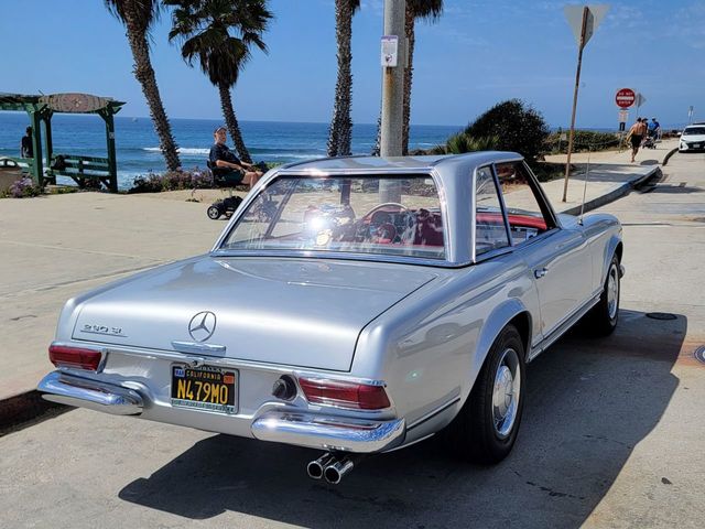 1965 Mercedes-Benz 230SL 1965 MERCEDES BENZ 230 SL ROADSTER CALIFORNIA CAR SINCE NEW! - 21456945 - 36