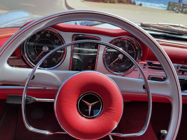 1965 Mercedes-Benz 230SL 1965 MERCEDES BENZ 230 SL ROADSTER CALIFORNIA CAR SINCE NEW! - 21456945 - 52