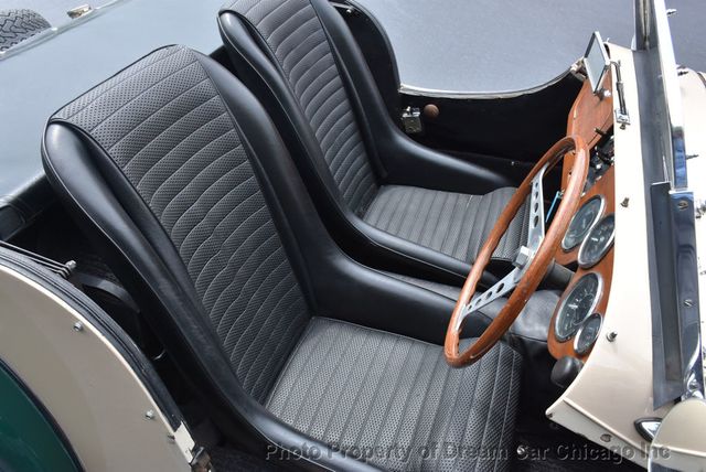 1965 Morgan 4+4 Roadster  - 22888320 - 33