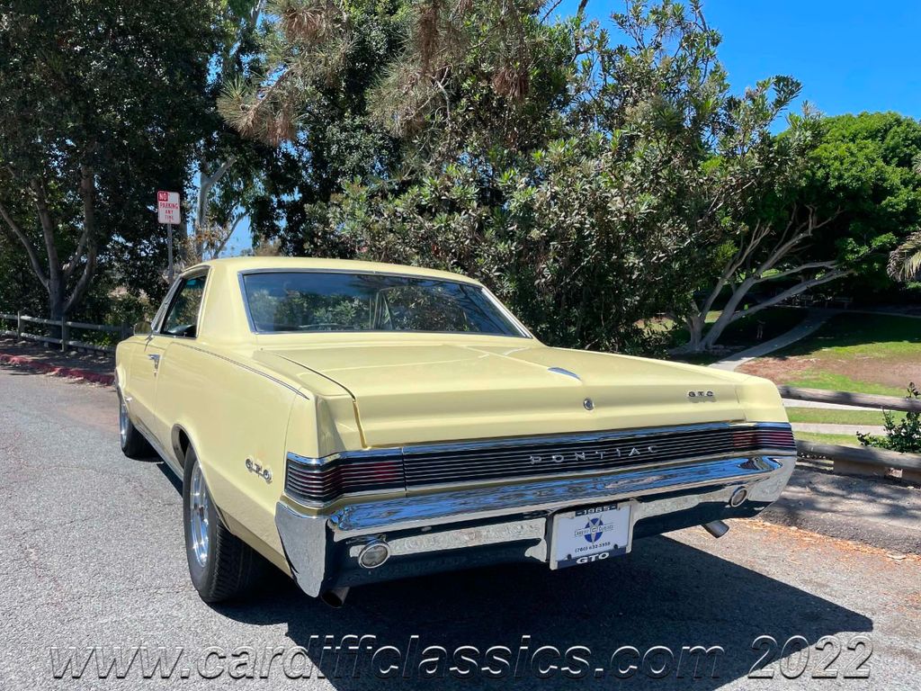 1965 Pontiac GTO  - 21526803 - 18
