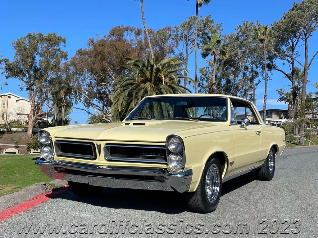1965 Pontiac GTO  - 21526803 - 23