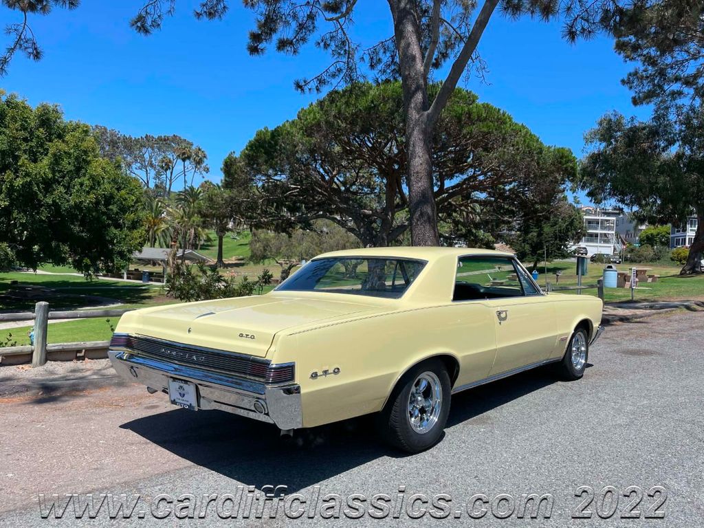 1965 Pontiac GTO  - 21526803 - 32