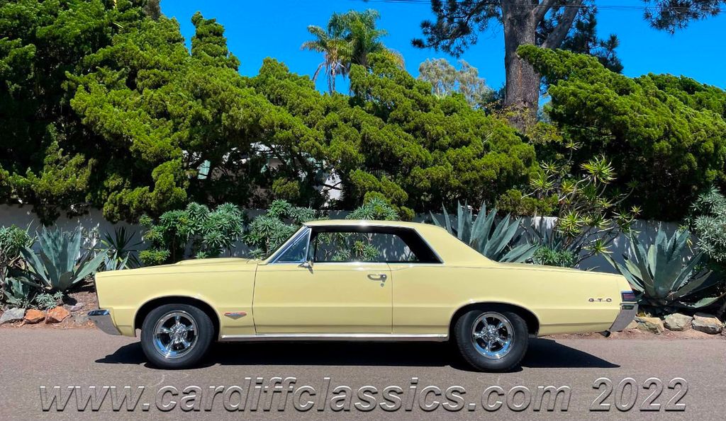 1965 Pontiac GTO  - 21526803 - 3
