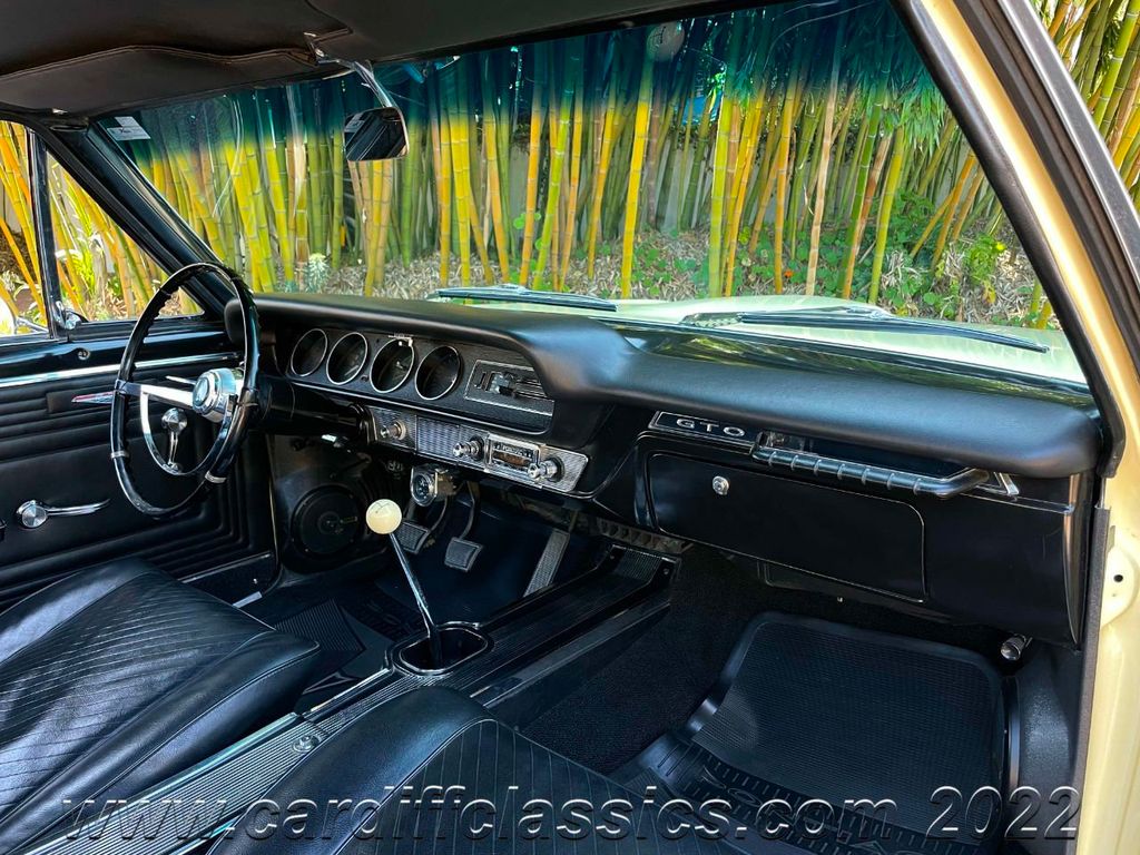 1965 Pontiac GTO  - 21526803 - 8