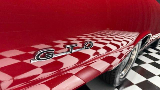 1965 Pontiac GTO 389cid NICE PAINT BUCKETS CONSOLE GAUGES - 22906894 - 40