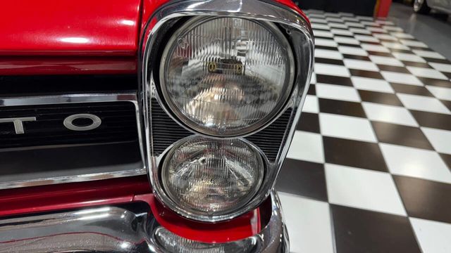 1965 Pontiac GTO 389cid NICE PAINT BUCKETS CONSOLE GAUGES - 22906894 - 55