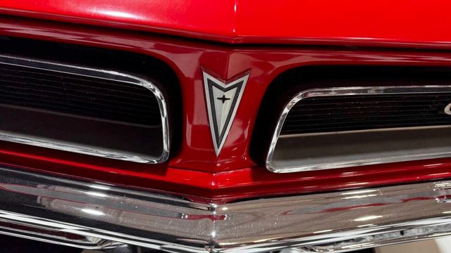 1965 Pontiac GTO 389cid NICE PAINT BUCKETS CONSOLE GAUGES - 22906894 - 56