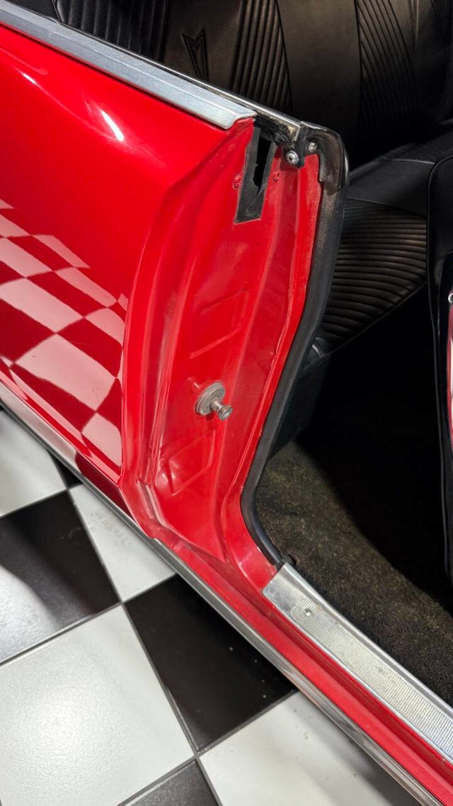 1965 Pontiac GTO 389cid NICE PAINT BUCKETS CONSOLE GAUGES - 22906894 - 89