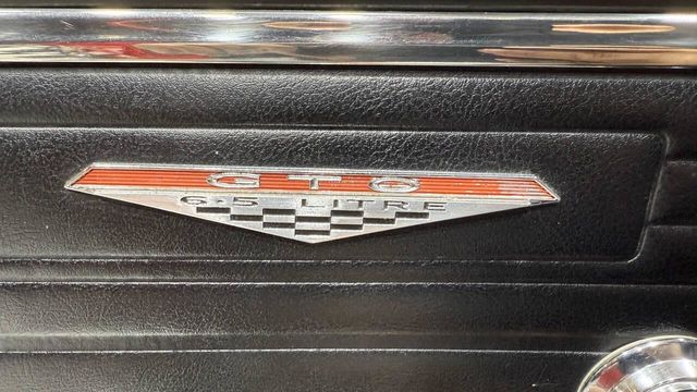 1965 Pontiac GTO 389cid NUMBERS MATCHING BUCKETS CONSOLE GAUGES - 23056653 - 96