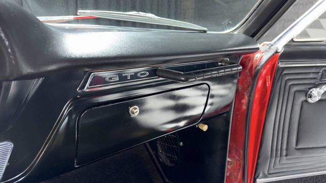 1965 Pontiac GTO 389cid NUMBERS MATCHING BUCKETS CONSOLE GAUGES - 23056653 - 97