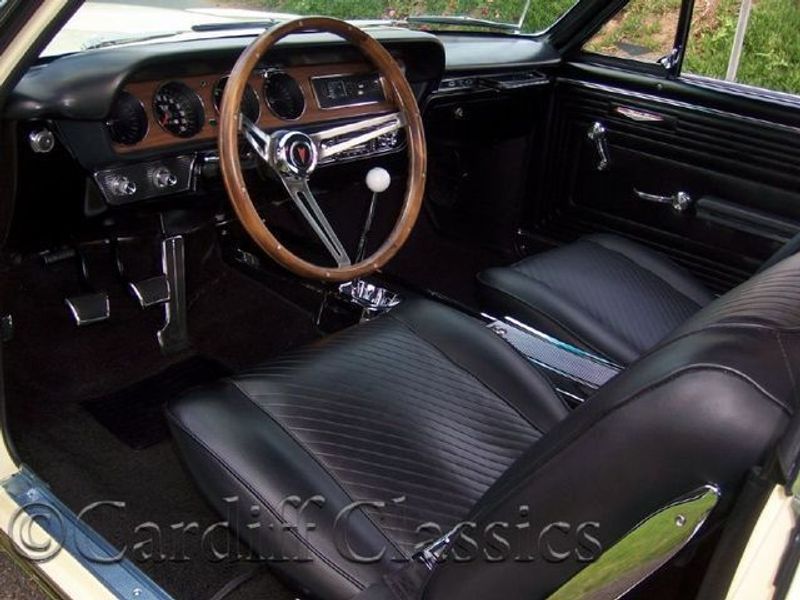 1965 Pontiac GTO Hardtop - 3244748 - 1
