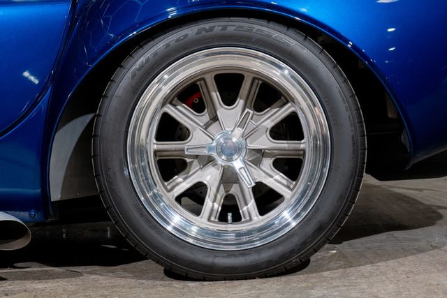 1965 Shelby Cobra  - 22990932 - 44