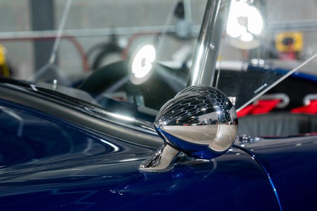 1965 Shelby Cobra Factory Five - 22990932 - 38