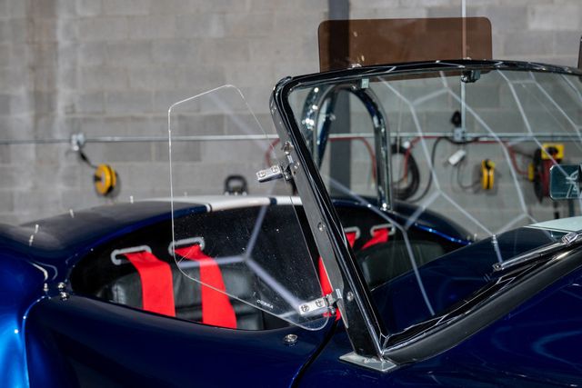 1965 Shelby Cobra Factory Five - 22990932 - 39