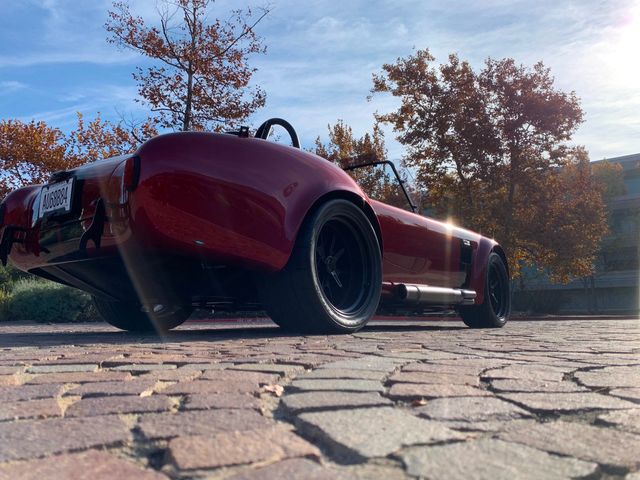 1965 Superformance 427 S/C Cobra Mark Ill 3270 miles. - 20468994 - 15
