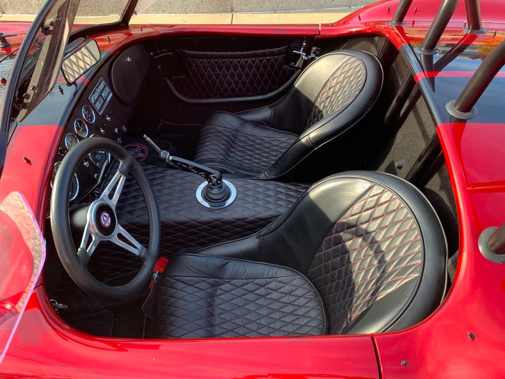 1965 Superformance 427 S/C Cobra Mark Ill 3270 miles. - 20468994 - 20