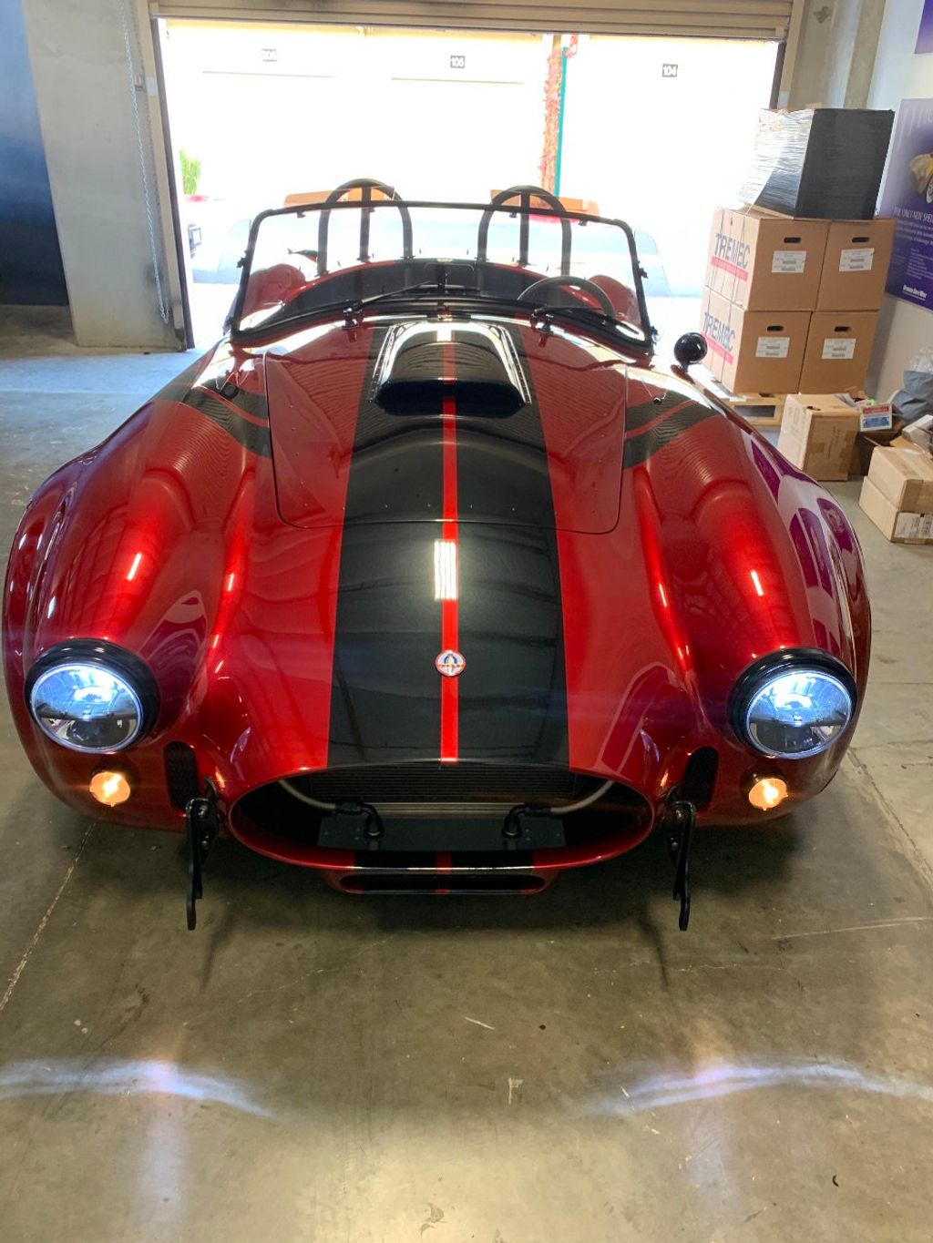 1965 Superformance 427 S/C Cobra Mark Ill 3270 miles. - 20468994 - 30