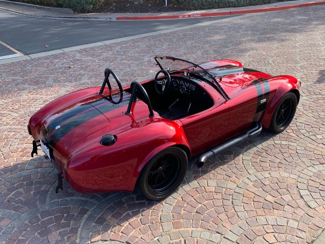 1965 Superformance 427 S/C Cobra Mark Ill 3270 miles. - 20468994 - 6