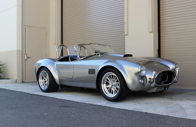 1965 Superformance Cobra Roadster  - 15073530 - 0