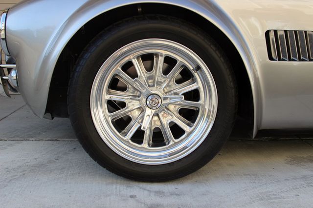 1965 Superformance Cobra Roadster  - 15073530 - 10