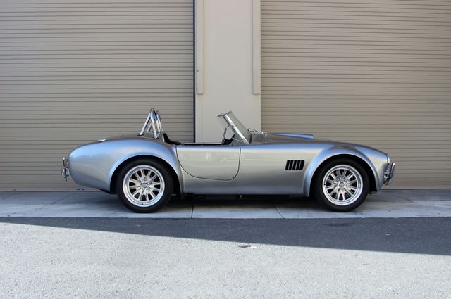 1965 Superformance Cobra Roadster  - 15073530 - 11